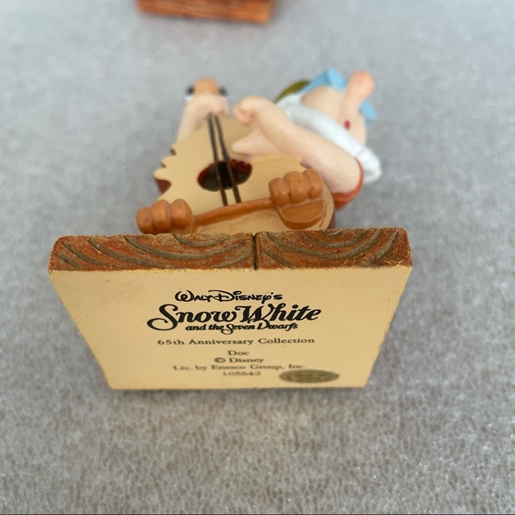 Disney’s “Snow White & the Seven Dwarfs” 65th Anniversary Collection - Picture 12 of 16
